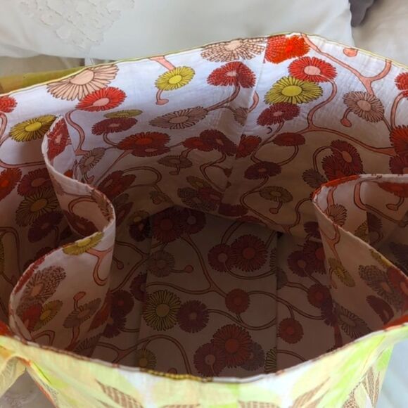 Bright 😎 Cheerful XL Cloth Tote - Picture 8 of 11